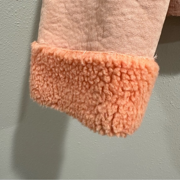 Zara - cropped shearling jacket - Picture 4 of 9